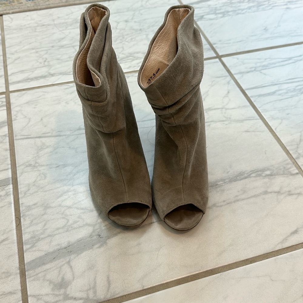 Chinese Laundry Peep toe booties